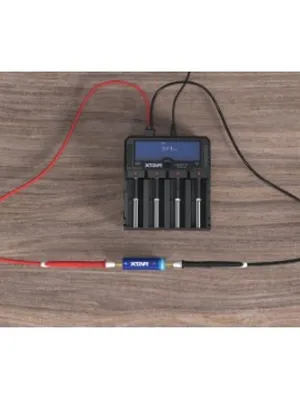 Baterijų VP4 PLUS Dragon Li-Ion/NiMh/NiCD 18650 AC/DC su laidais testavimui (multimetro funkcija)